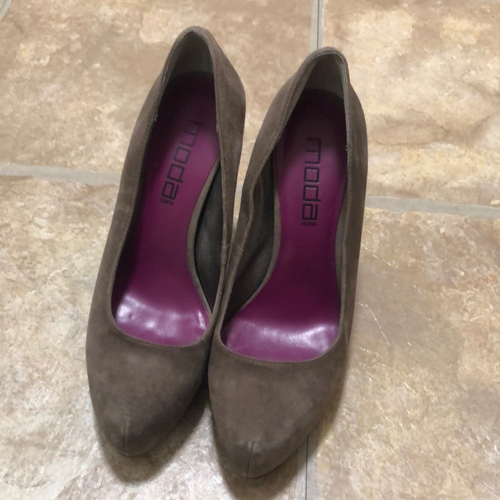 Brown suede heels